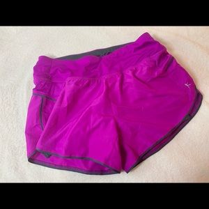 Danskin Now Semi-fitted Shorts “Small”
